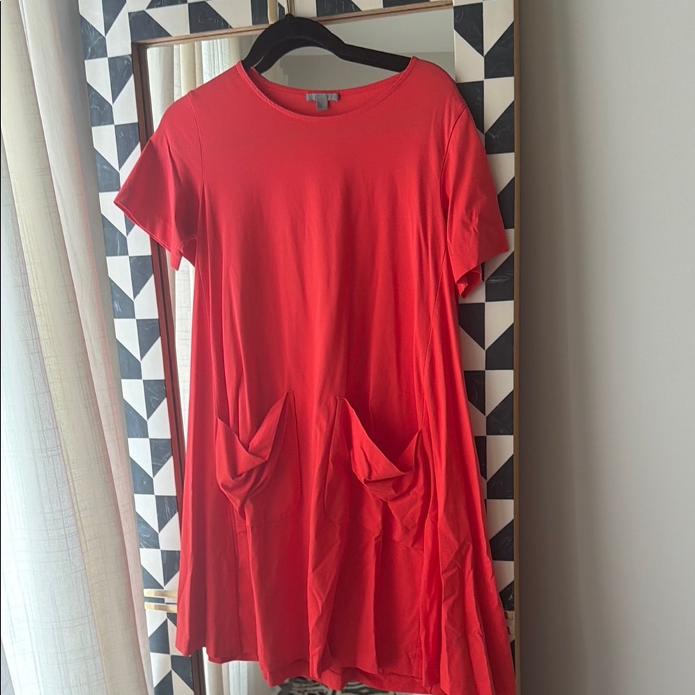 Red Short-Sleeve Pocket Swing Tunic Dress - Women